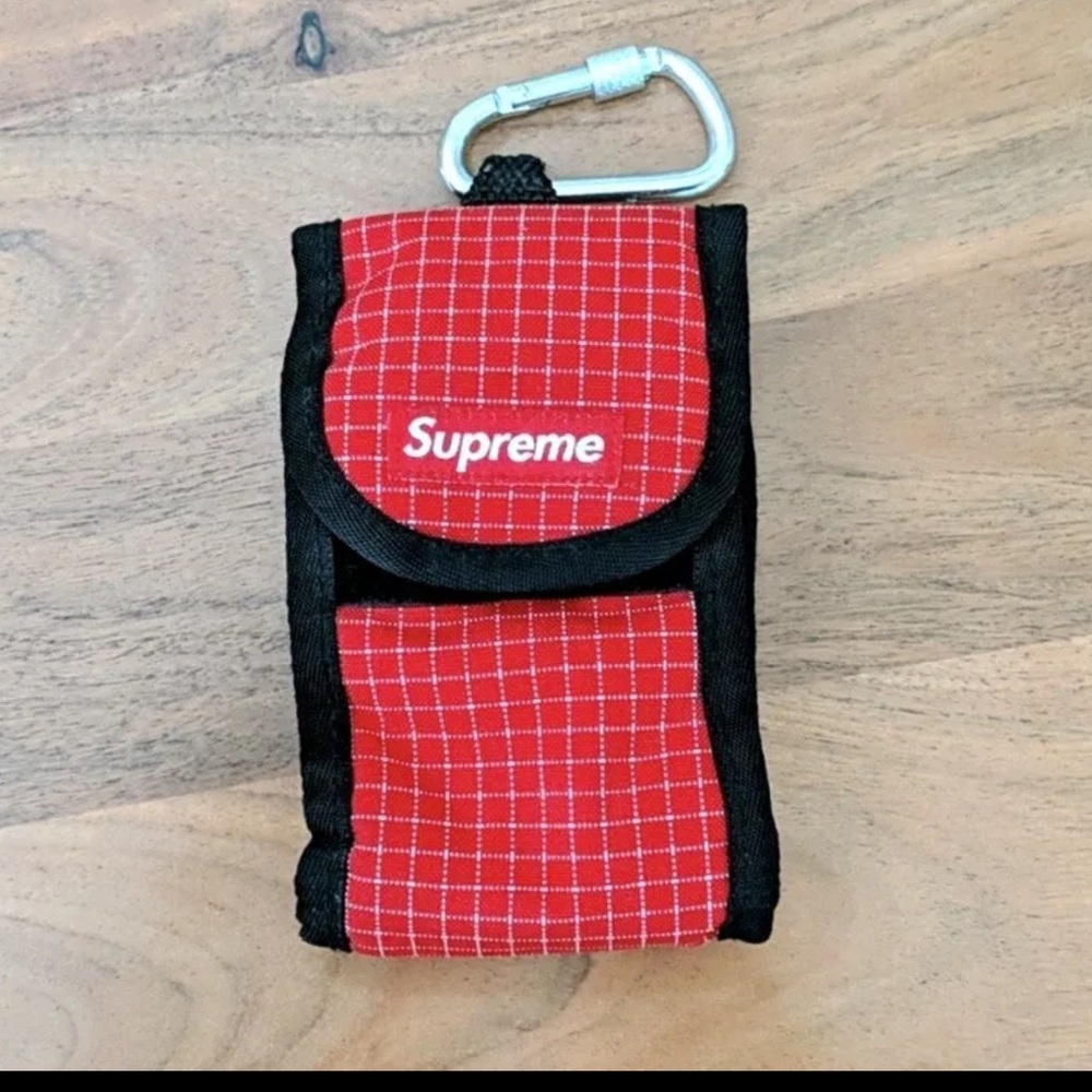 Supreme small camera pouch - Picture 2 of 3